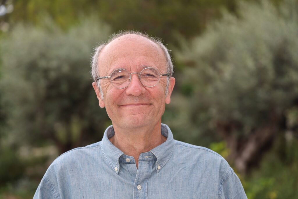 Après avoir refusé de choisir entre Le Pen et Mélenchon, Philippe Geluck exclut un vote d’extrême droite