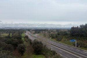 Inondations dans le Sud-Est : A54 coupée entre Nîmes et Arles, embouteillages persistants.